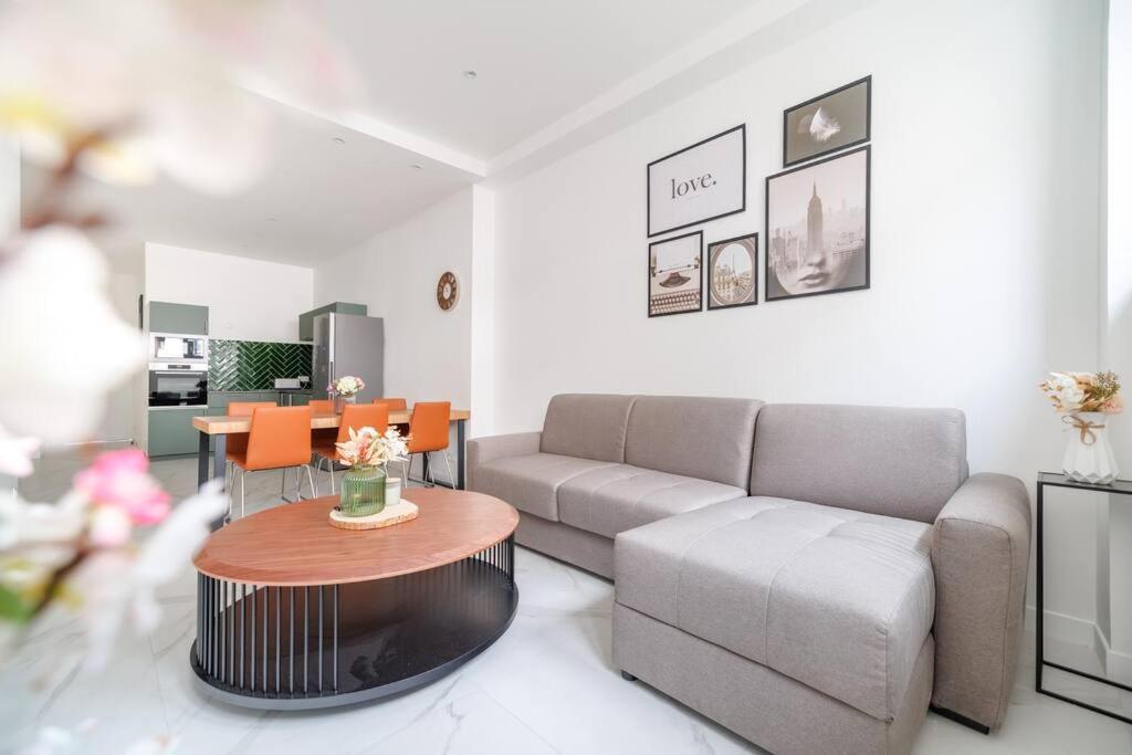 Cosy Flat For 6 People #2 Daire Asnières Dış mekan fotoğraf